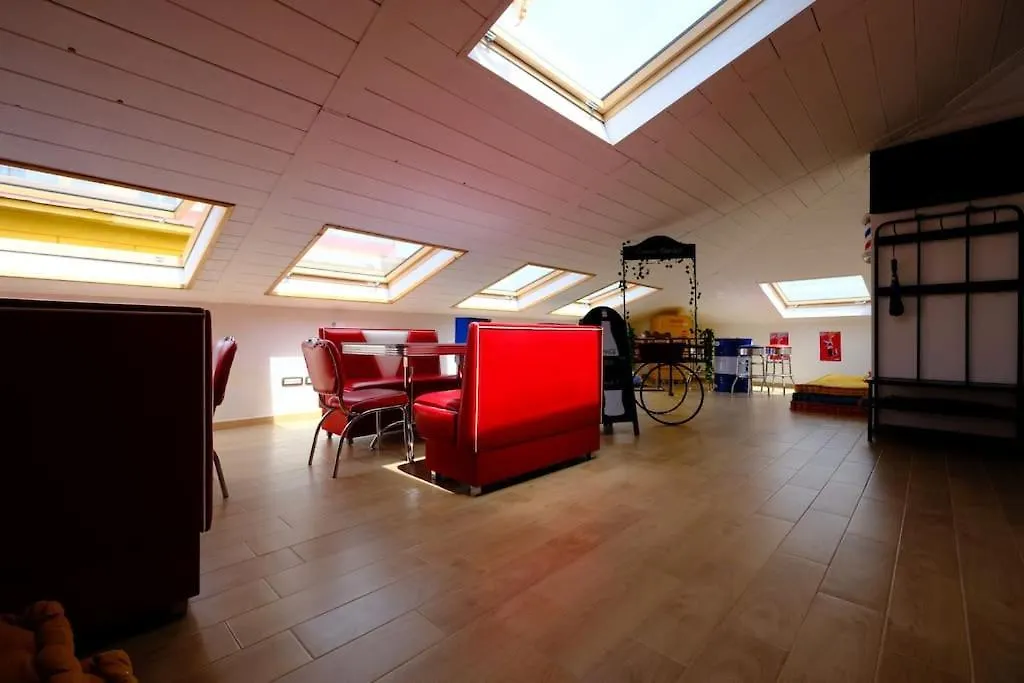 Ibis Redibis Villa Naples Italy